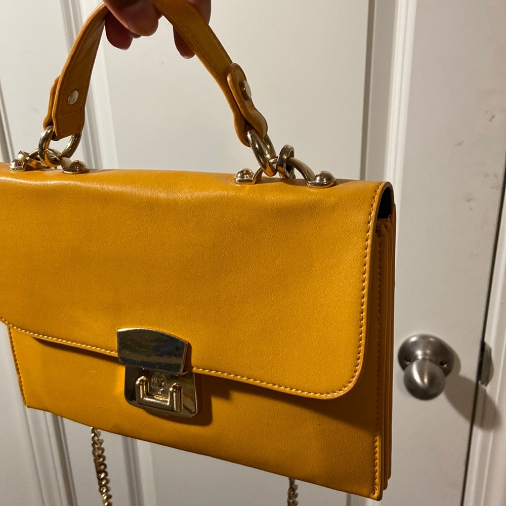 ORANGE SMALL PURSE